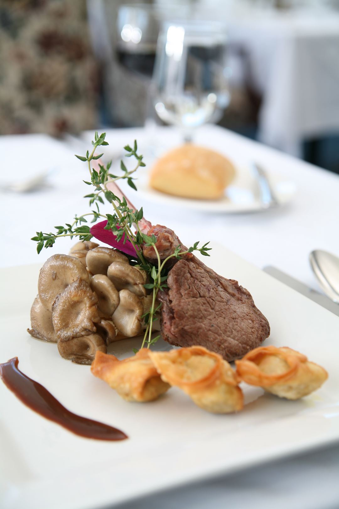 auberge-de-la-montagne-coupee-restaurant-snowmobile