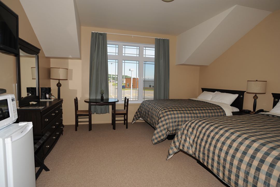 hotel-porte-matawinie-room