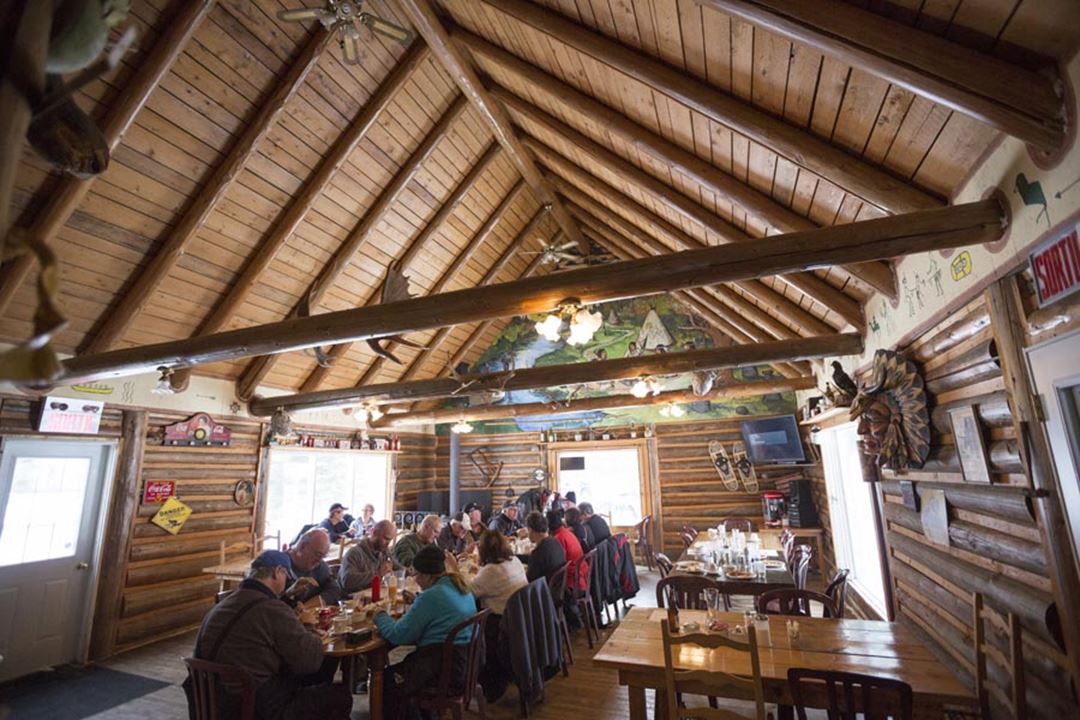 Dining room of L'Auberge Rond